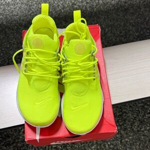 Nike Neon Green Kids Sneakers